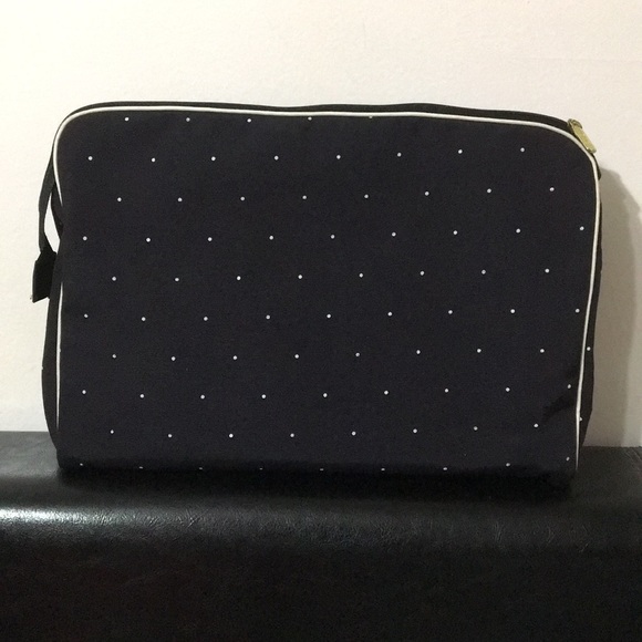 Vintage Christian Dior Toiletry Clutch - Picture 7 of 10